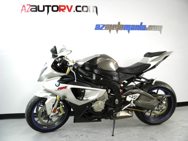 BMW S1000RR 2010 photo 2