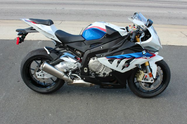 BMW S1000RR 2013 photo 1