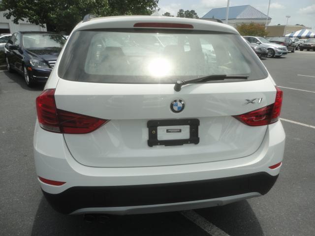 BMW X1 2014 photo 2