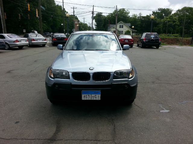 BMW X3 2004 photo 2