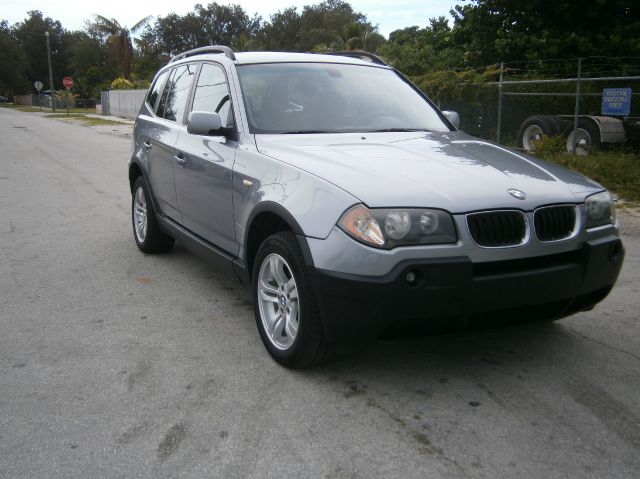 BMW X3 2004 photo 2
