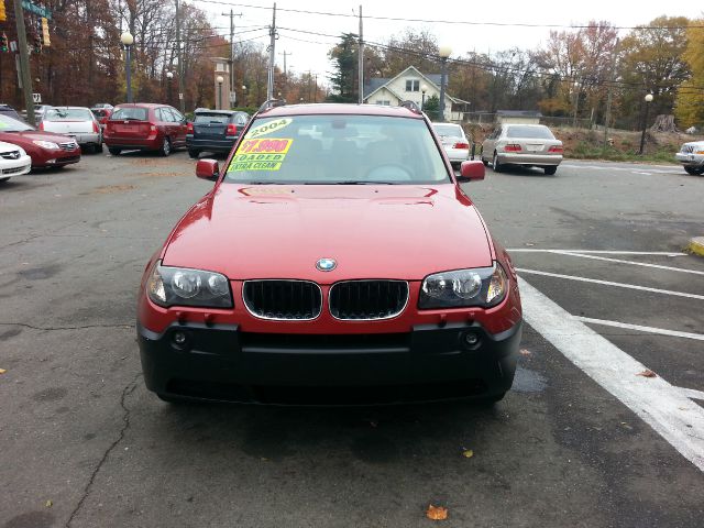 BMW X3 2004 photo 2