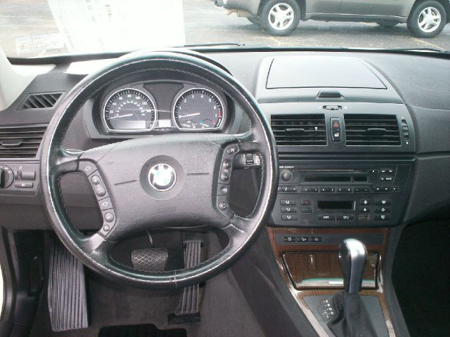 BMW X3 2006 photo 2