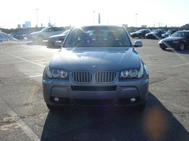 BMW X3 4 DOOR CAB SUV