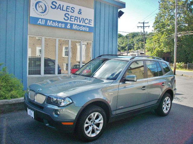 BMW X3 2009 photo 2