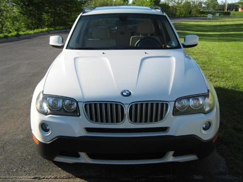 BMW X3 2010 photo 2