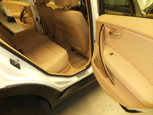 BMW X3 2010 photo 24