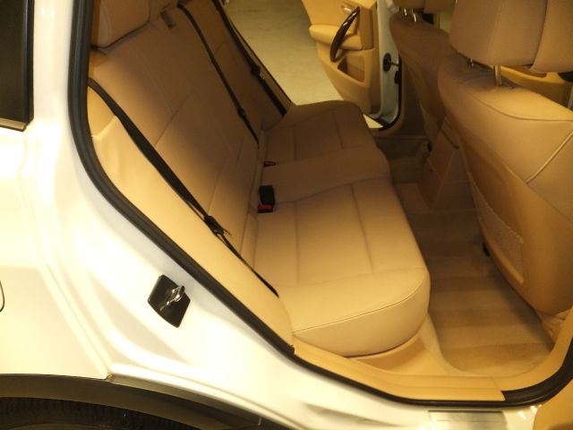 BMW X3 2010 photo 28