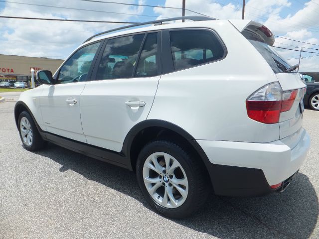 BMW X3 2010 photo 8
