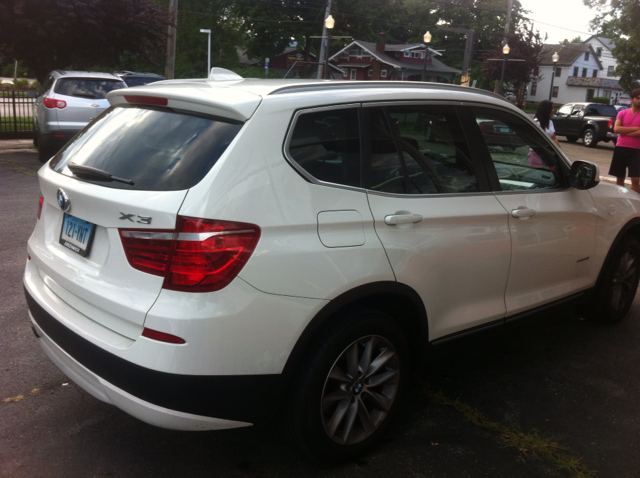 BMW X3 2011 photo 3