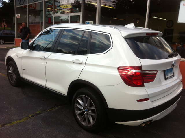 BMW X3 2011 photo 4