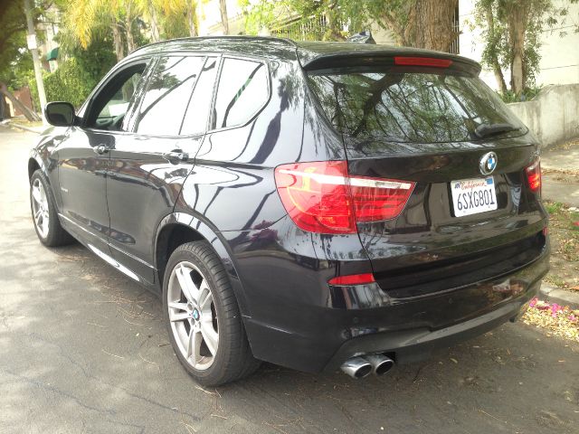 BMW X3 2011 photo 2
