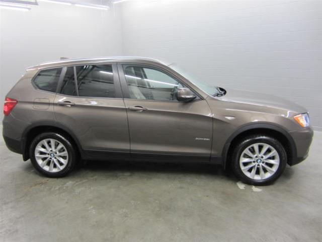 BMW X3 2013 photo 2