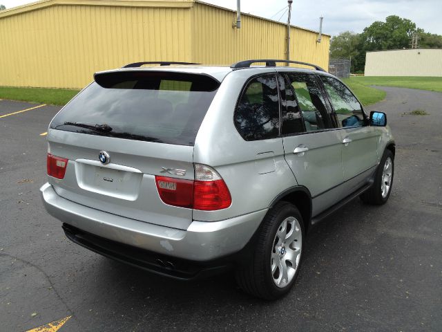 BMW X5 2000 photo 2