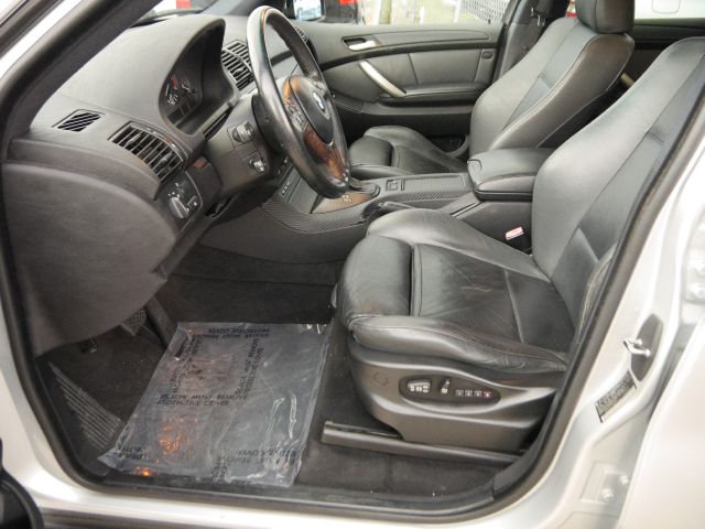 BMW X5 Luxury 4WD SUV