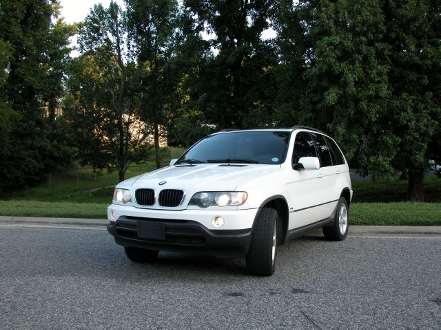 BMW X5 2001 photo 2