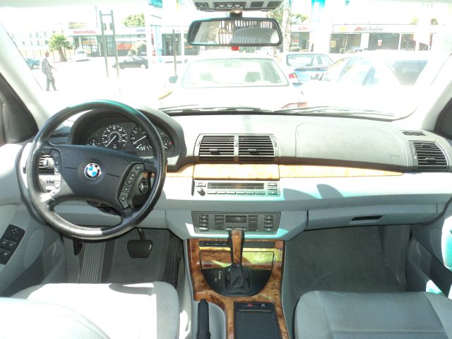 BMW X5 2001 photo 1