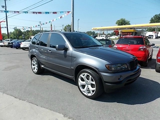 BMW X5 2003 photo 2