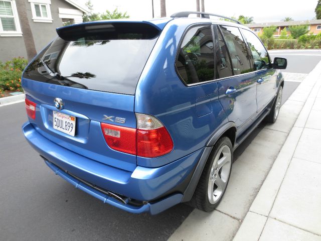 BMW X5 2003 photo 2
