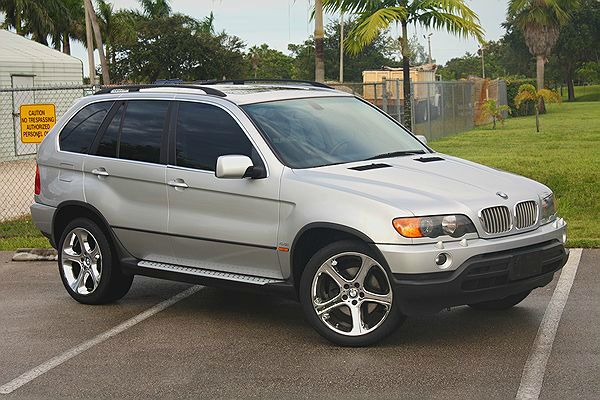 BMW X5 2003 photo 2
