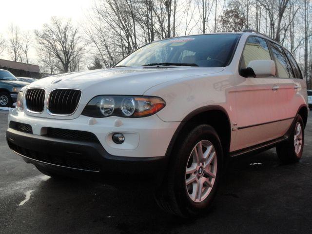 BMW X5 2004 photo 2