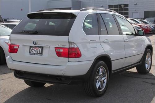 BMW X5 2004 photo 2