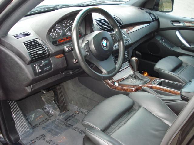 BMW X5 2004 photo 2