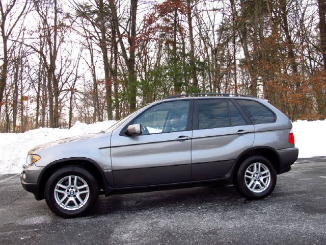BMW X5 2004 photo 2