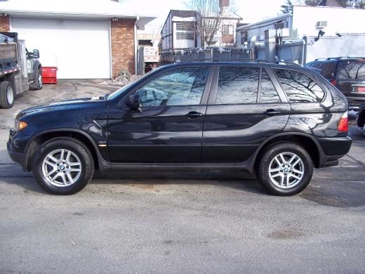 BMW X5 2004 photo 2