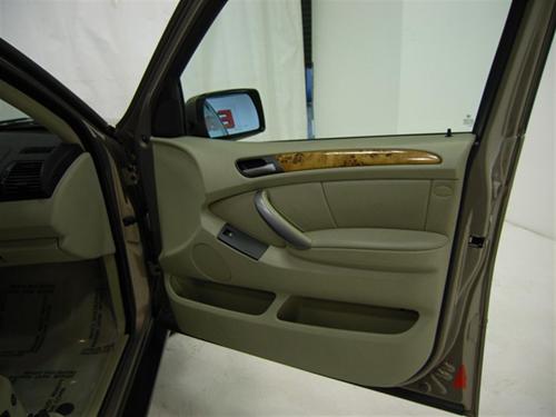 BMW X5 2004 photo 2