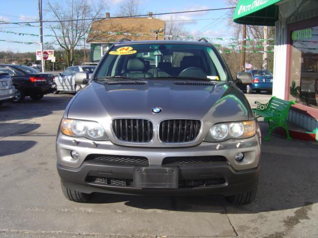 BMW X5 2004 photo 2