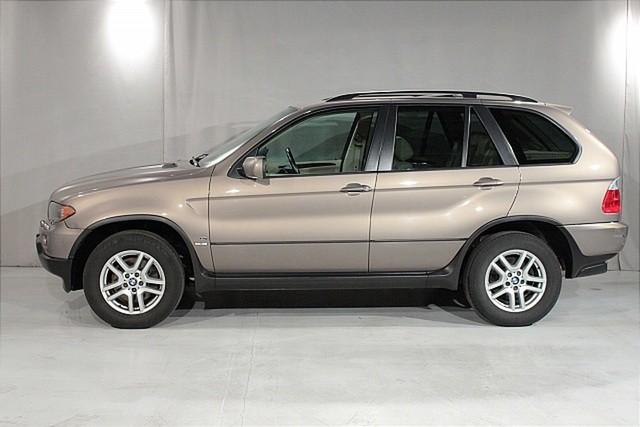 BMW X5 2004 photo 2
