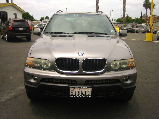 BMW X5 2004 photo 2