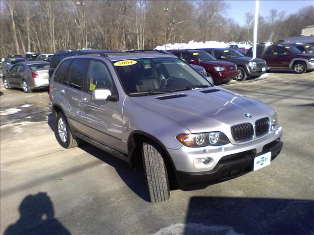 BMW X5 2004 photo 2