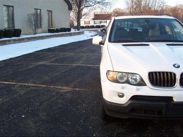 BMW X5 2004 photo 1
