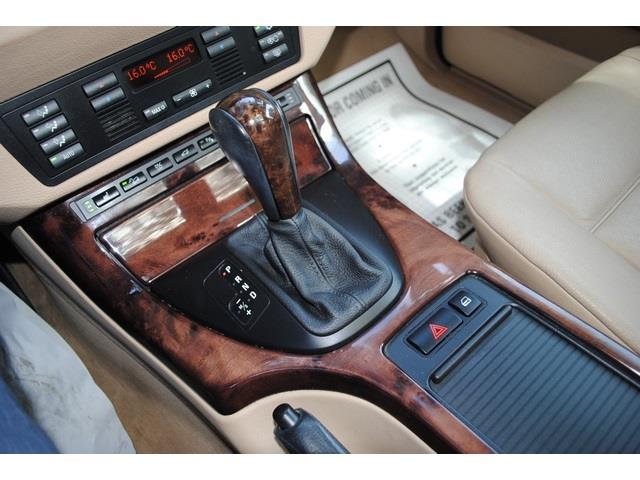 BMW X5 Luxury 4WD SUV