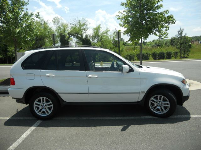 BMW X5 2005 photo 2