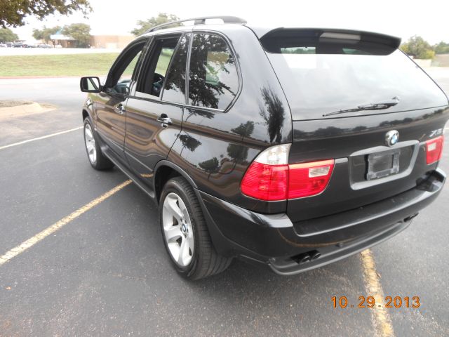 BMW X5 2006 photo 2