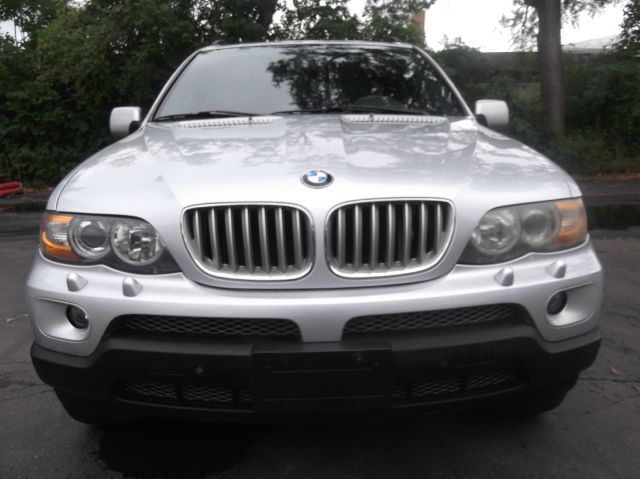 BMW X5 2006 photo 2