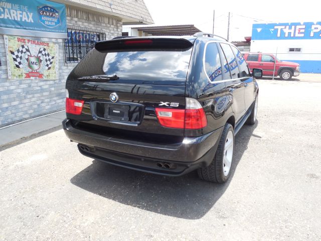 BMW X5 2006 photo 2