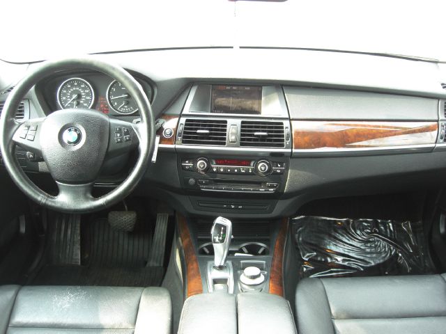 BMW X5 2008 photo 1