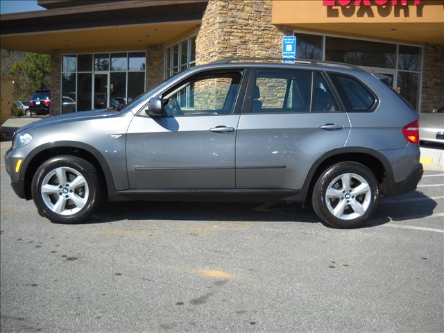 BMW X5 2008 photo 2