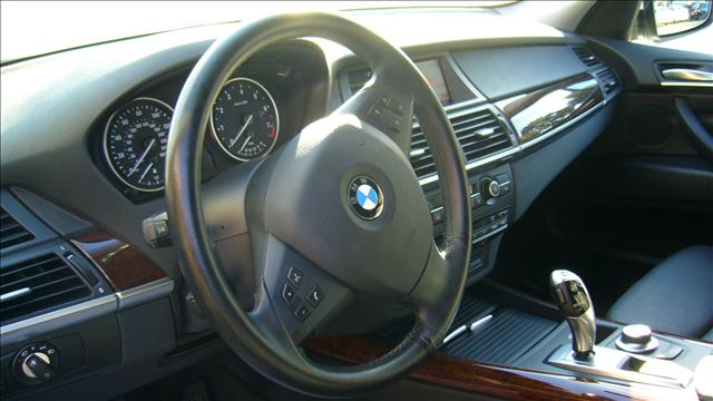 BMW X5 2008 photo 2