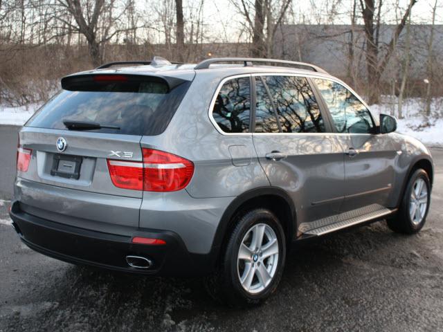 BMW X5 2008 photo 2