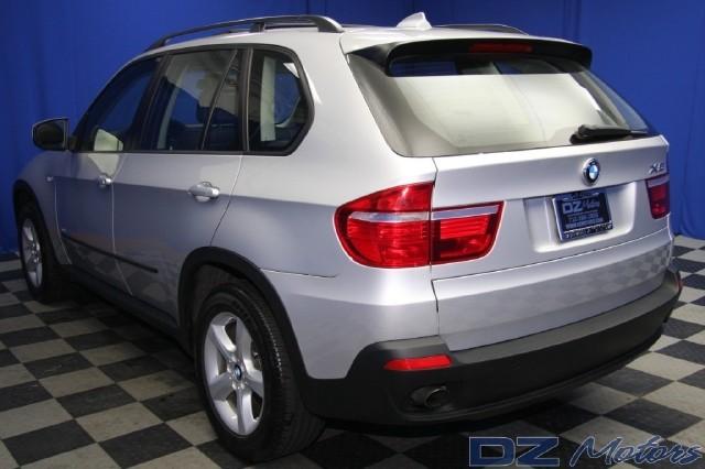 BMW X5 2008 photo 2