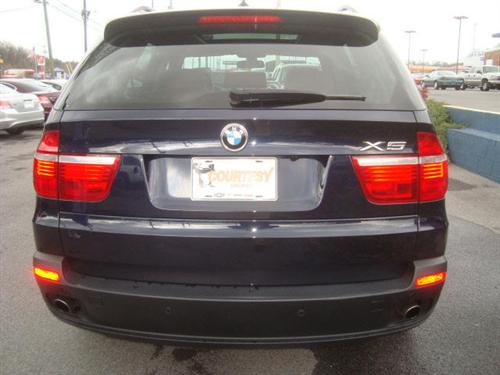 BMW X5 2009 photo 2
