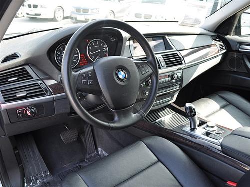 BMW X5 2009 photo 2