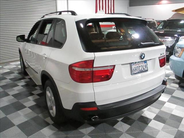 BMW X5 2009 photo 2