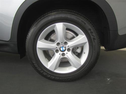 BMW X5 2009 photo 2