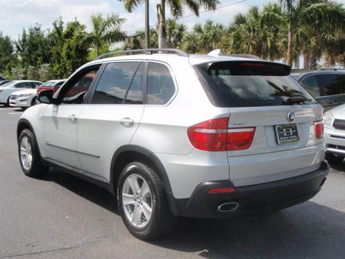 BMW X5 2009 photo 2